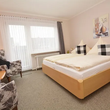 Hotel-pension Anjo 게스트하우스 4*