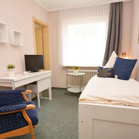 Hotel-pension Anjo 게스트하우스 4*