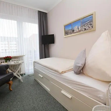 Hotel-pension Anjo 부숨