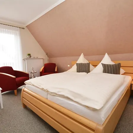 Hotel-pension Anjo 게스트하우스 4*