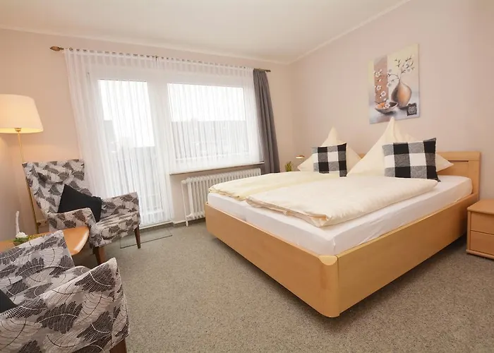 Hotel-pension Anjo Pensionat 4*