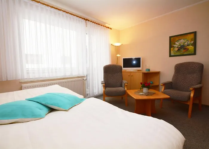 Hotel-pension Anjo Pensionat 4*