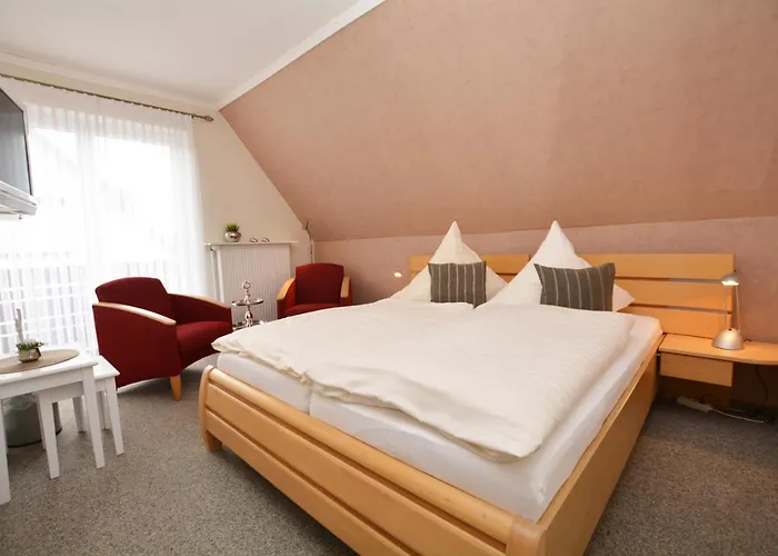 Hotel-pension Anjo Pensionat 4*